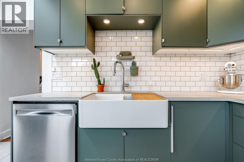 544 1st BOULEVARD - 11