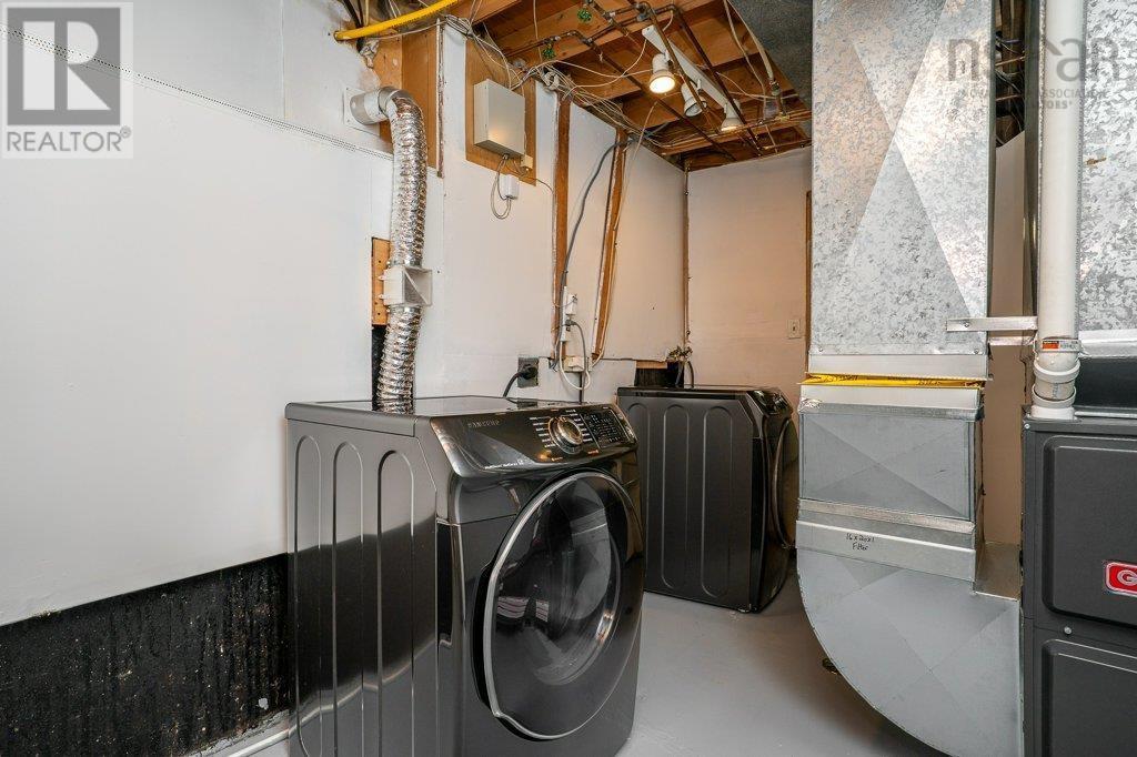 Property 38 of 48 of 120 Flying Cloud Drive