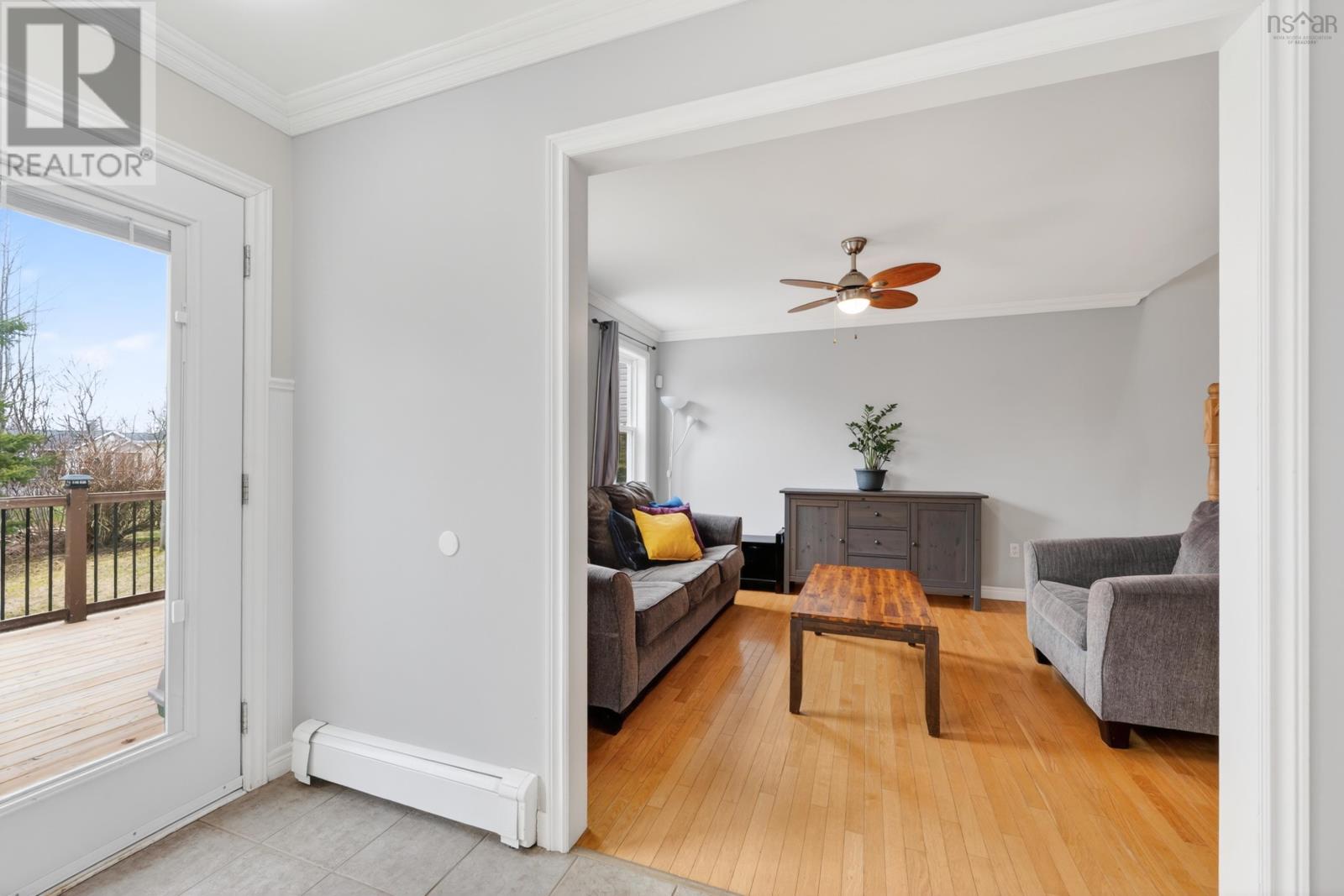 Property 21 of 49 of 10 Amberwood Crescent Crescent