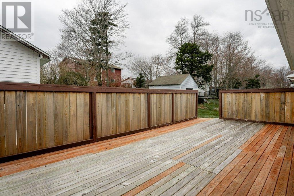 Property 41 of 48 of 120 Flying Cloud Drive