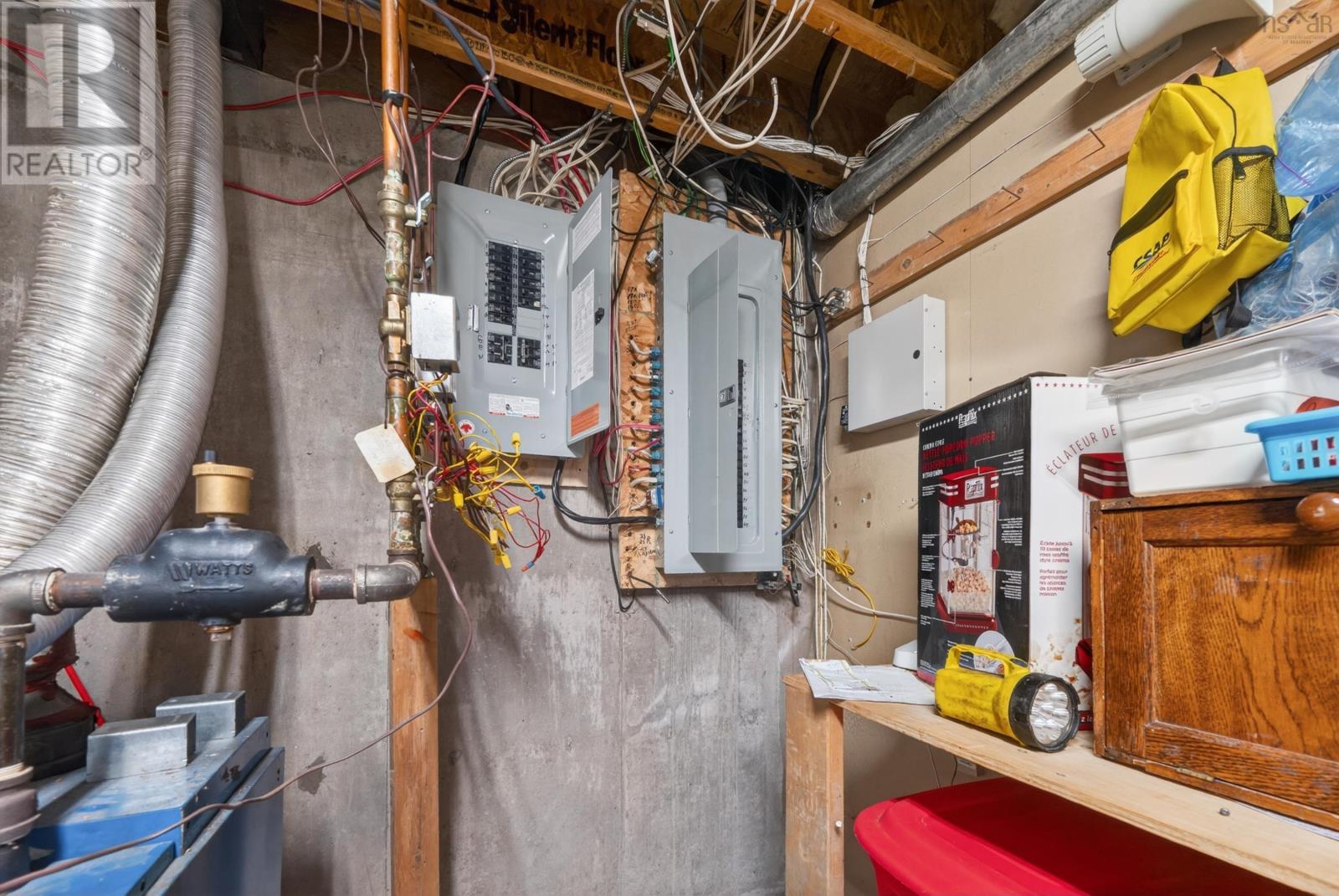 Property 44 of 49 of 10 Amberwood Crescent Crescent