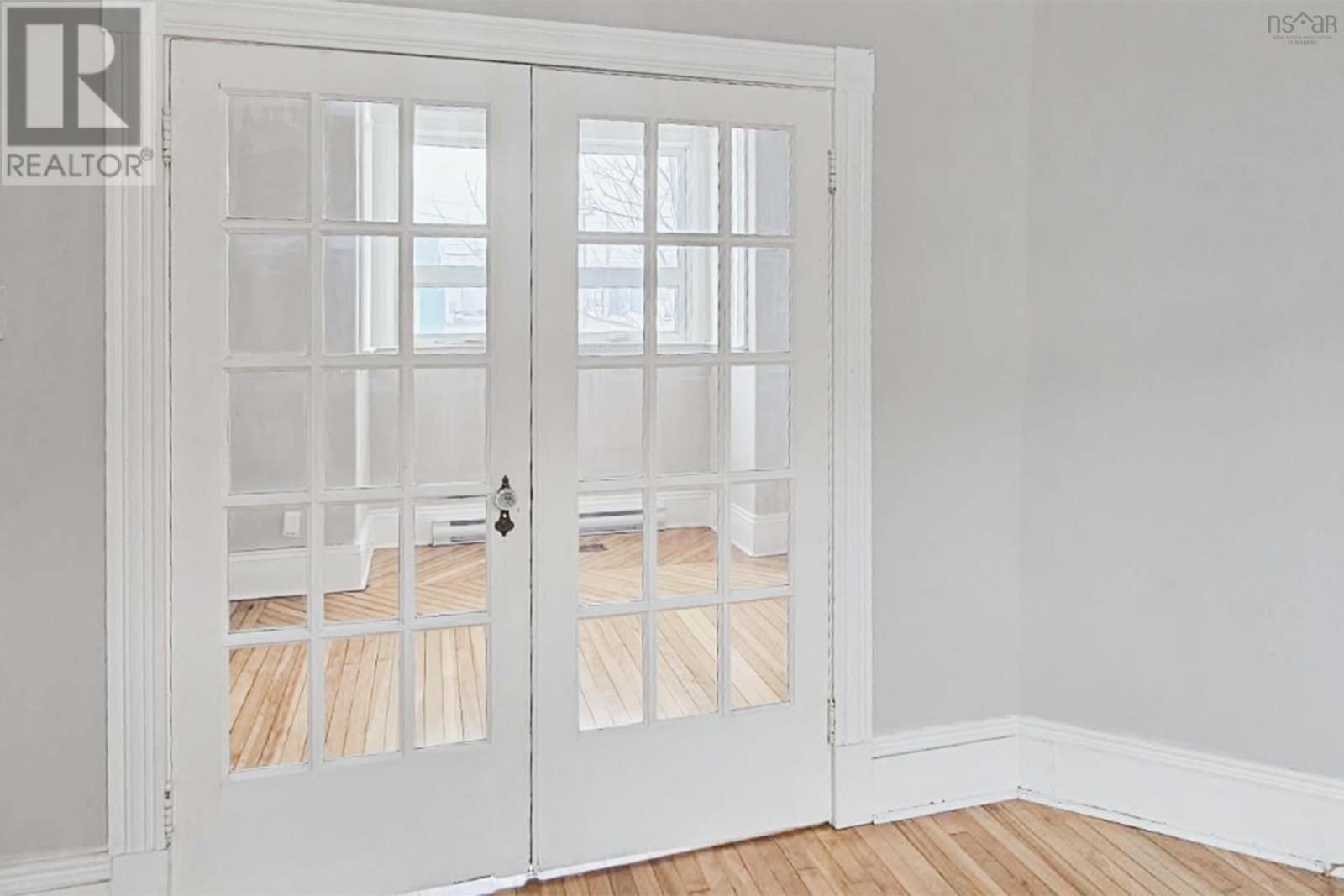 Property 11 of 35 of 14 Prince Arthur Street