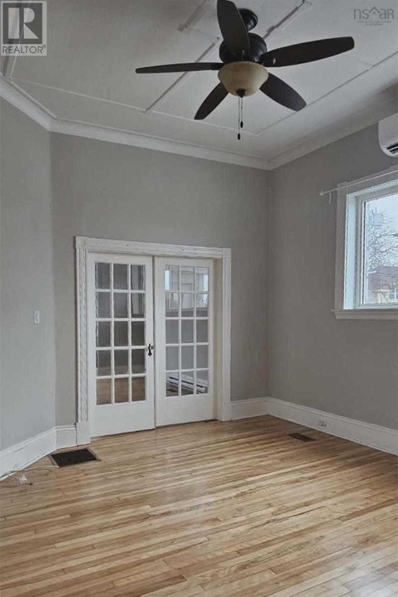 Property 16 of 35 of 14 Prince Arthur Street