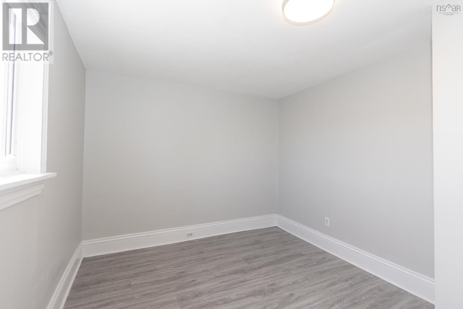 Property 19 of 35 of 14 Prince Arthur Street