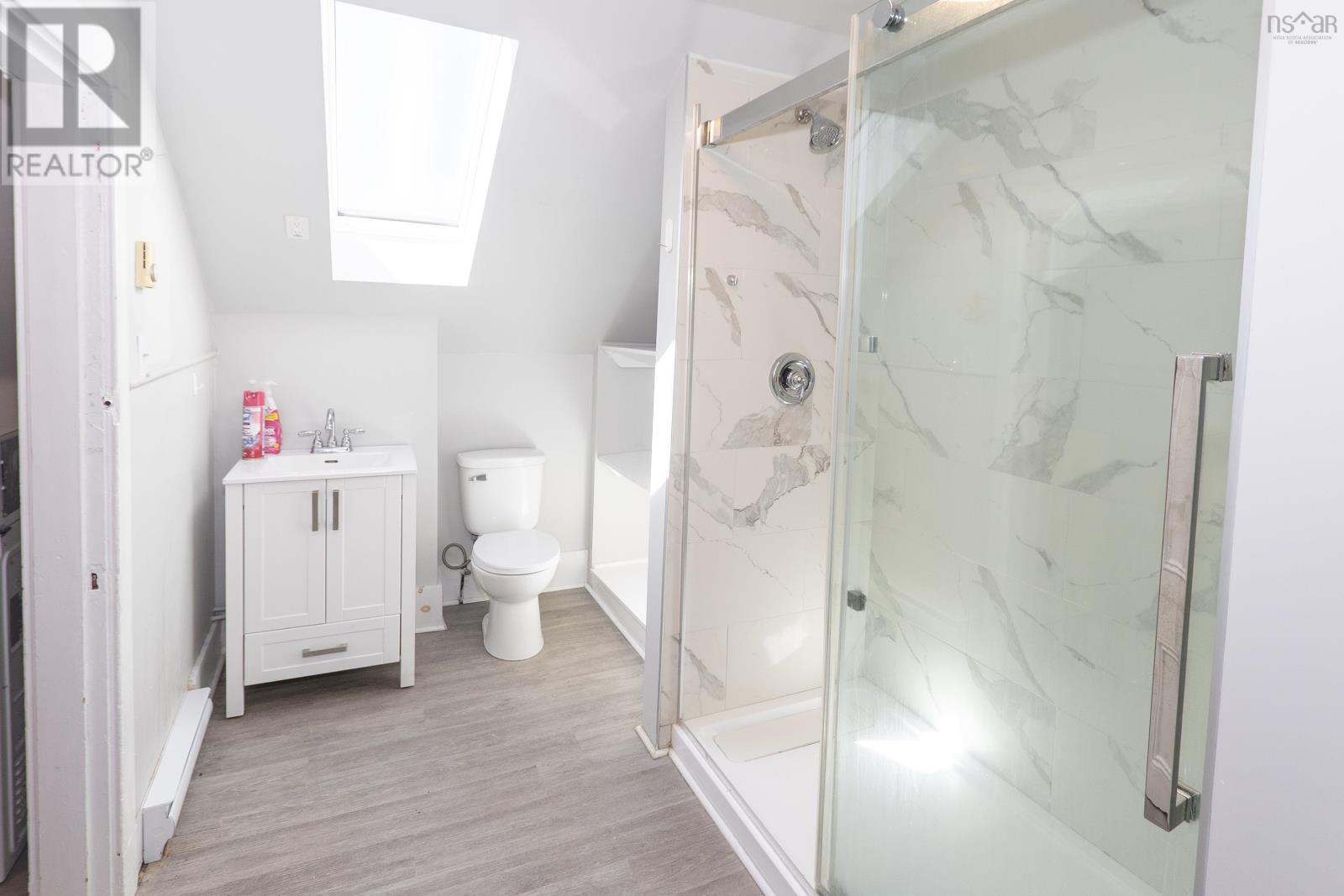 Property 29 of 35 of 14 Prince Arthur Street