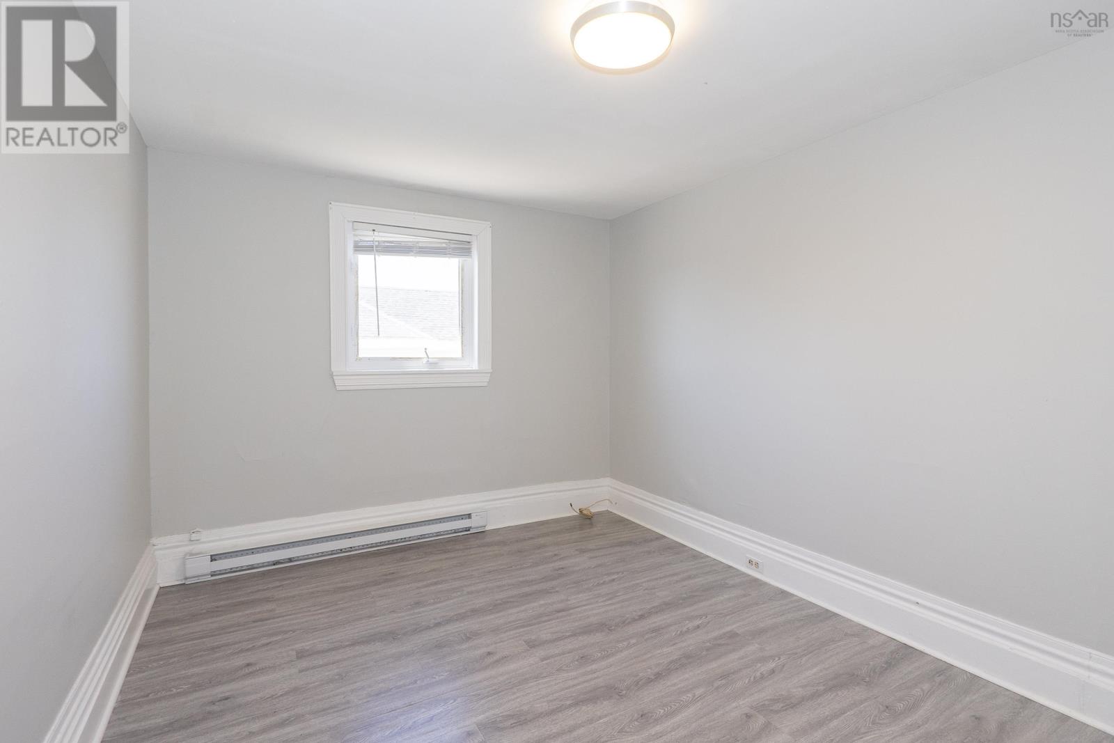 Property 21 of 35 of 14 Prince Arthur Street