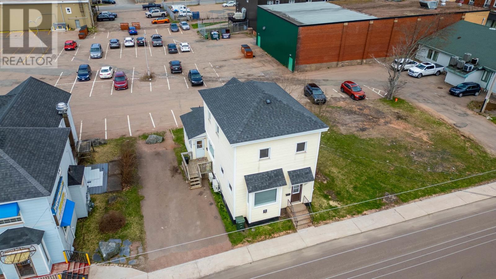 Property 32 of 35 of 14 Prince Arthur Street