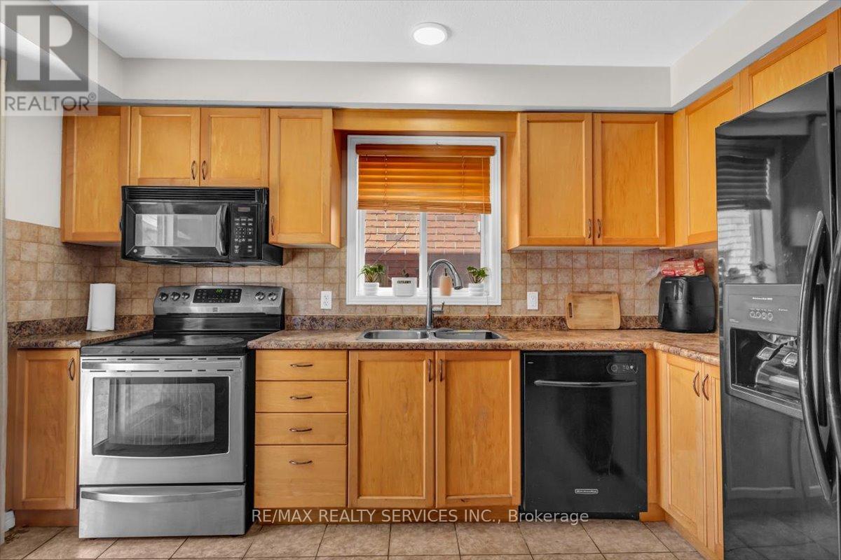 20 TOSSELL AVENUE - 11