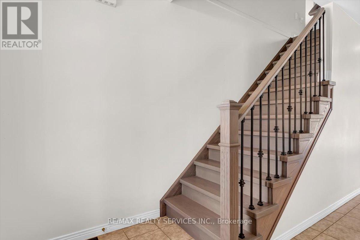 20 TOSSELL AVENUE - 17