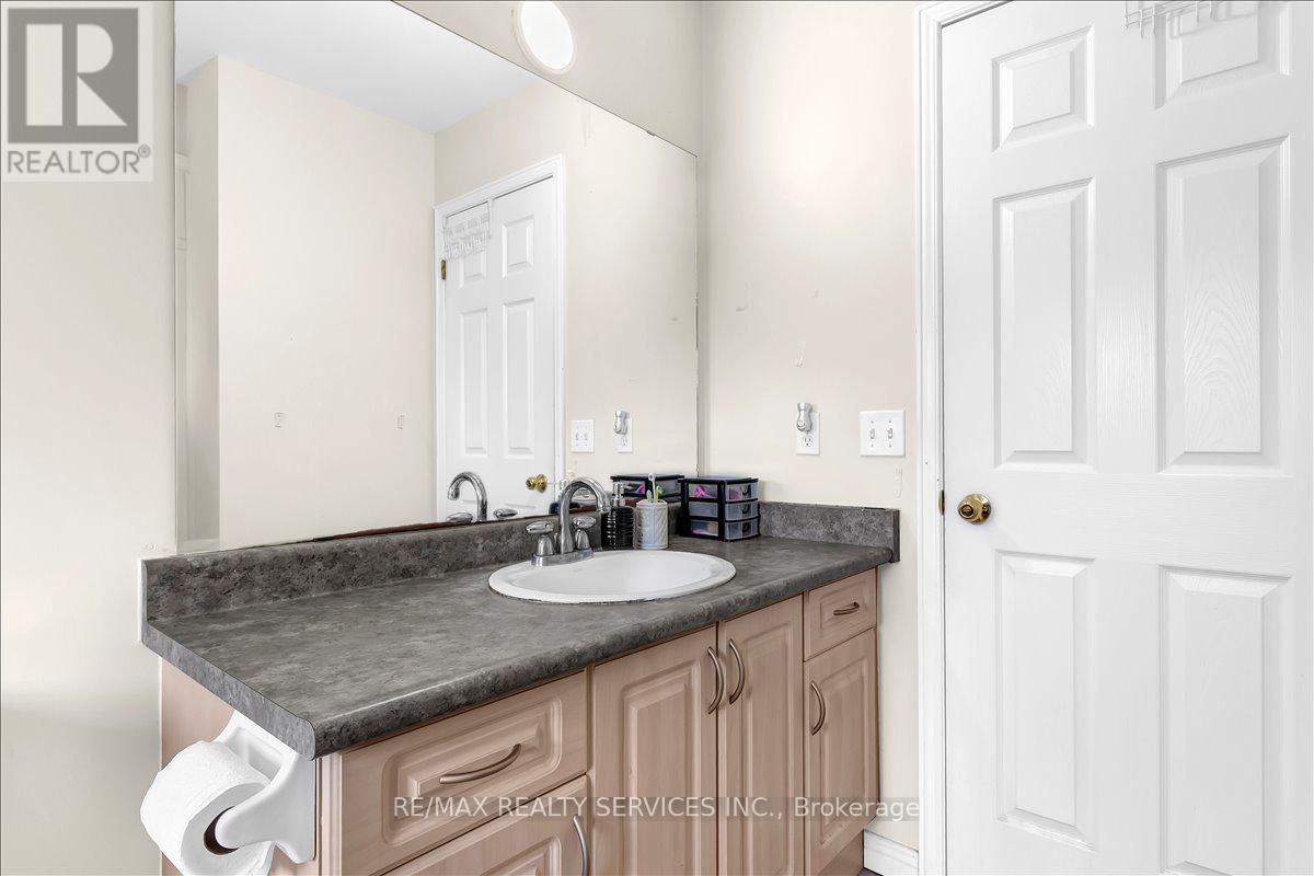 20 TOSSELL AVENUE - 22