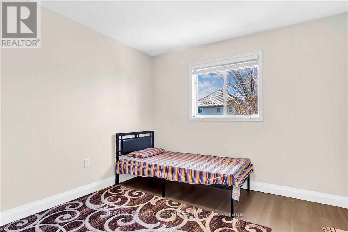 20 TOSSELL AVENUE - 23