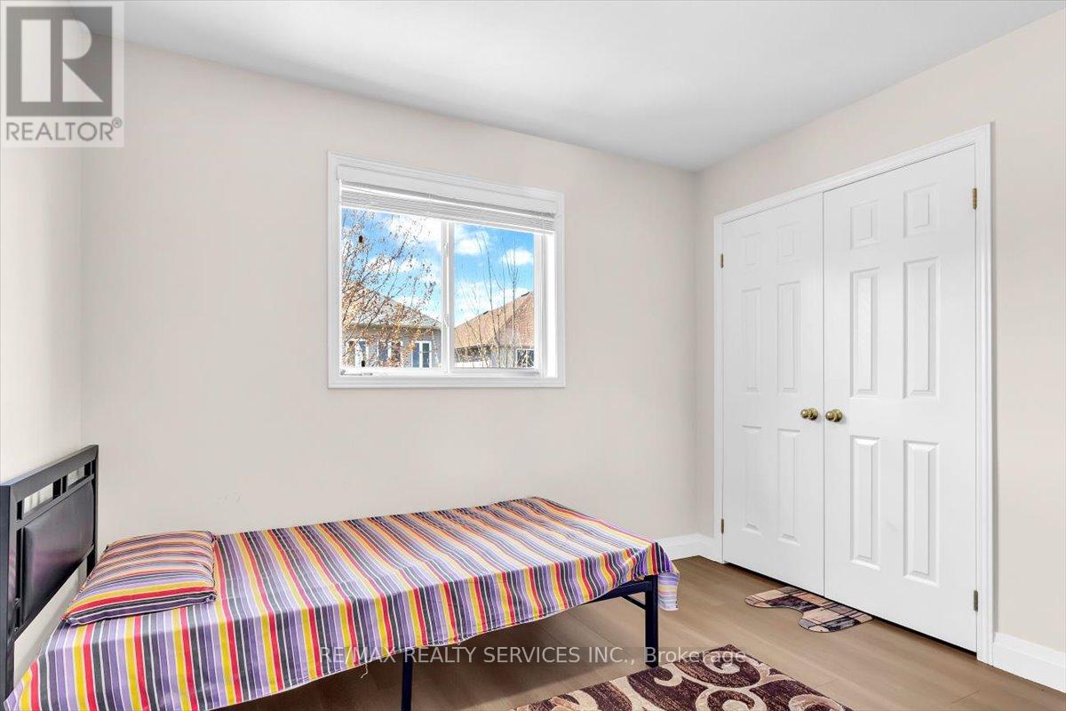 20 TOSSELL AVENUE - 24