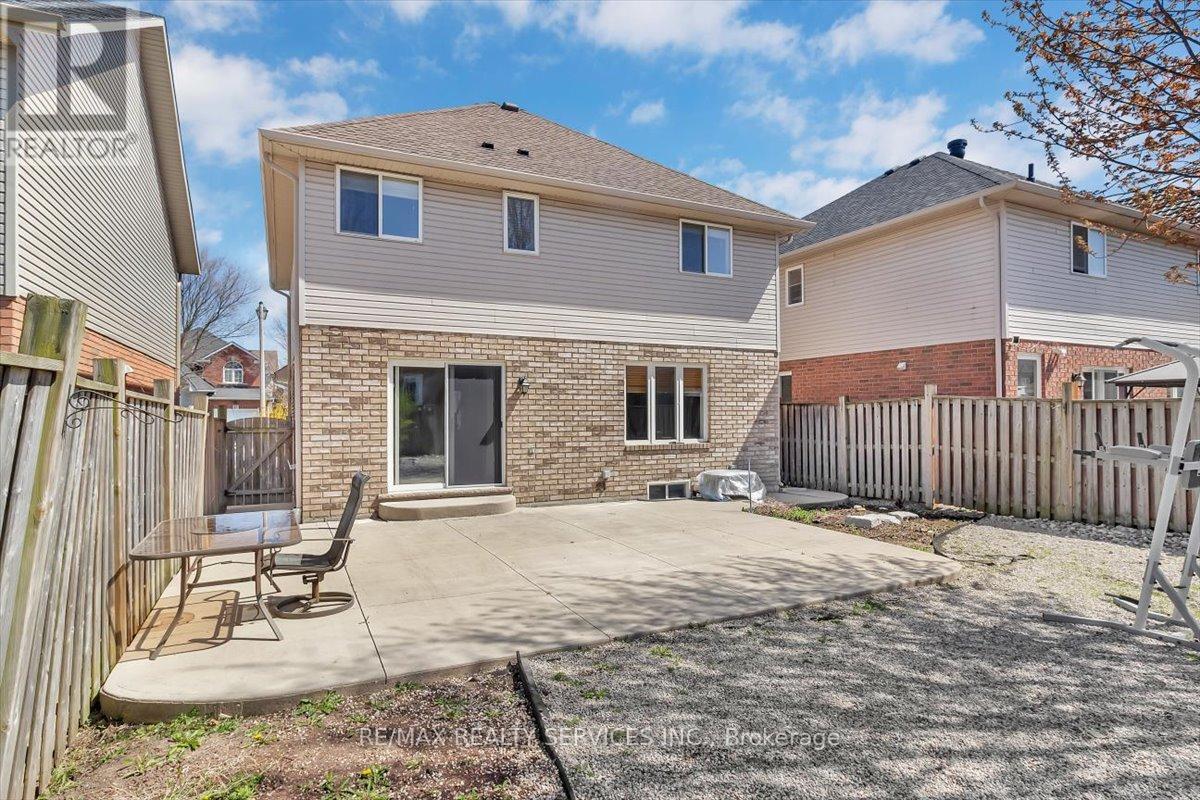 20 TOSSELL AVENUE - 30