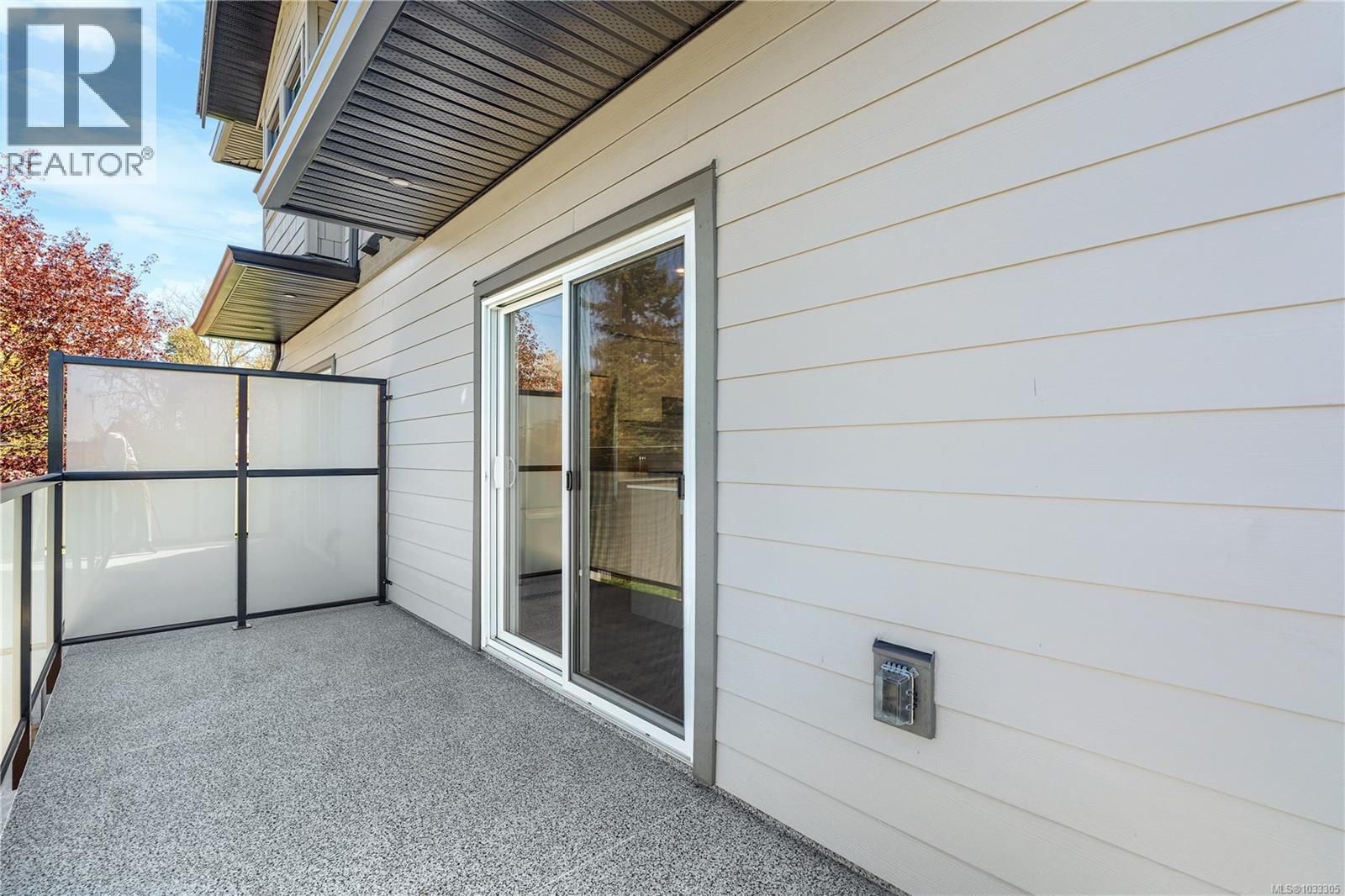 1 921 Dale Street, Saanich