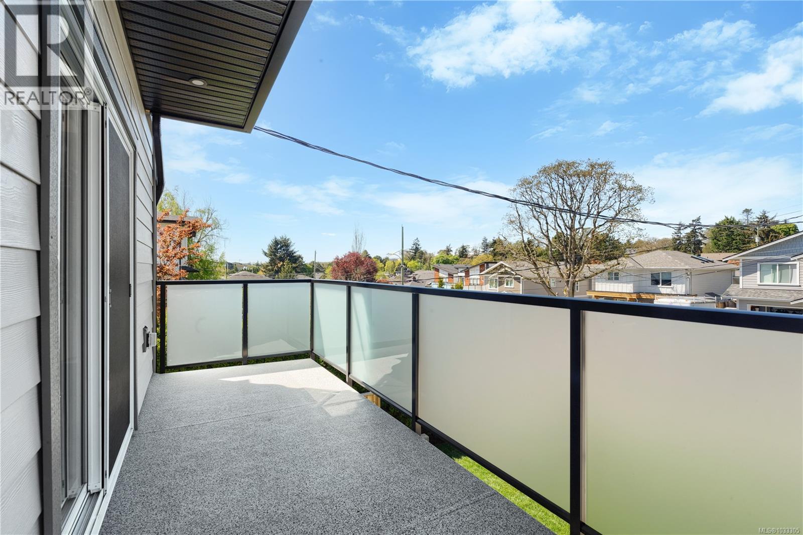 1 921 Dale Street, Saanich