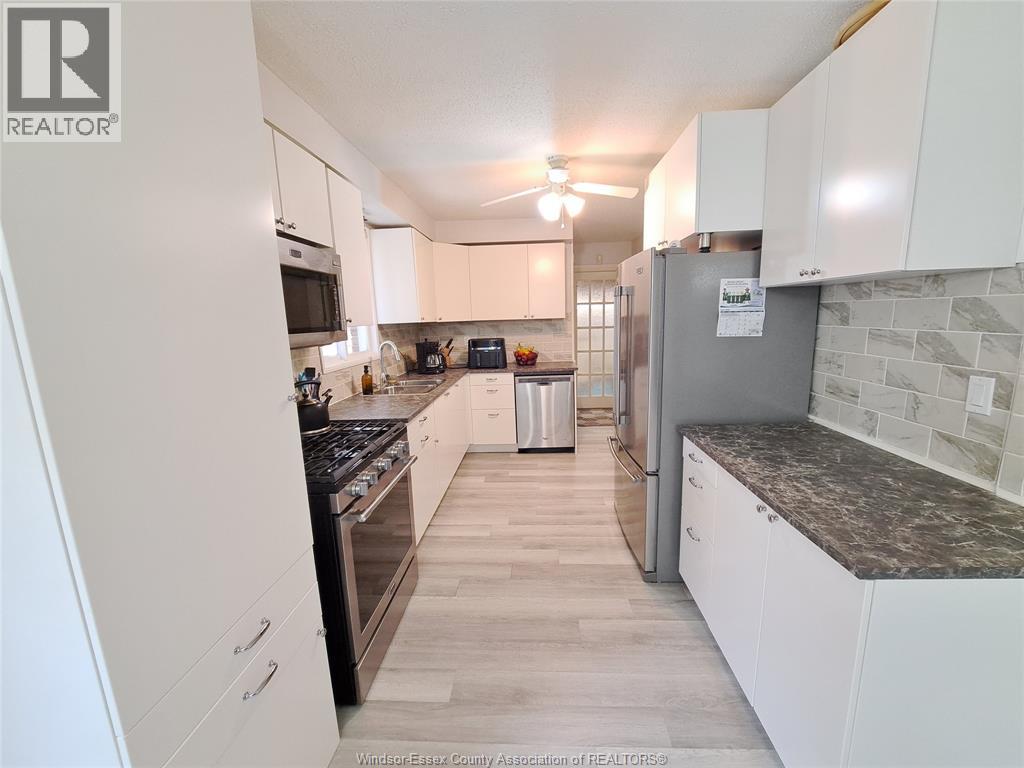 343 BRIEN AVENUE West, Essex, Ontario, N8M1W7 — Photo 10