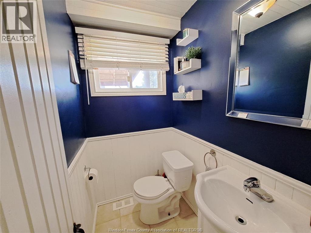 343 BRIEN AVENUE West, Essex, Ontario, N8M1W7 — Photo 12
