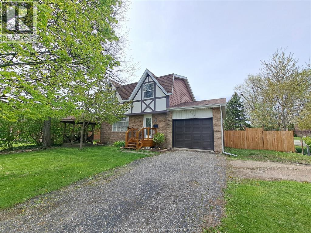 343 BRIEN AVENUE West, Essex, Ontario, N8M1W7 — Photo 4
