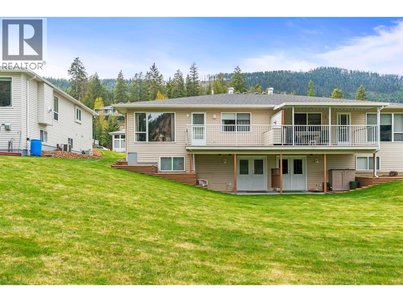 2675 Pine Avenue Unit# 55, Lumby