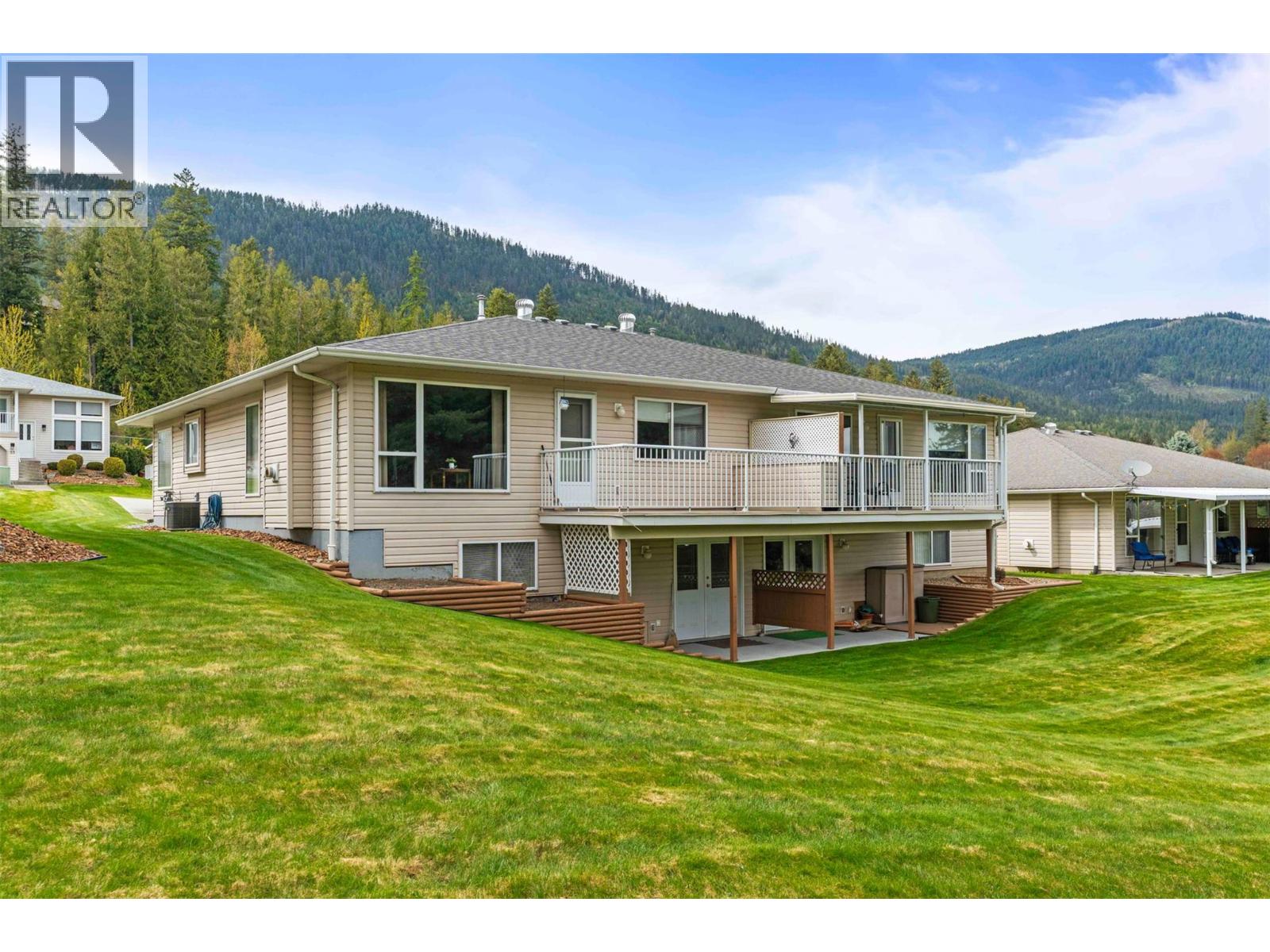 2675 Pine Avenue Unit# 55, Lumby