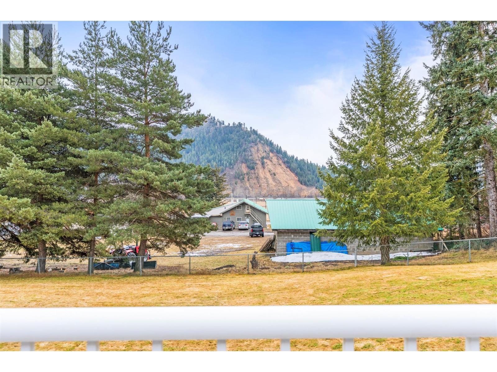 2675 Pine Avenue Unit# 55, Lumby