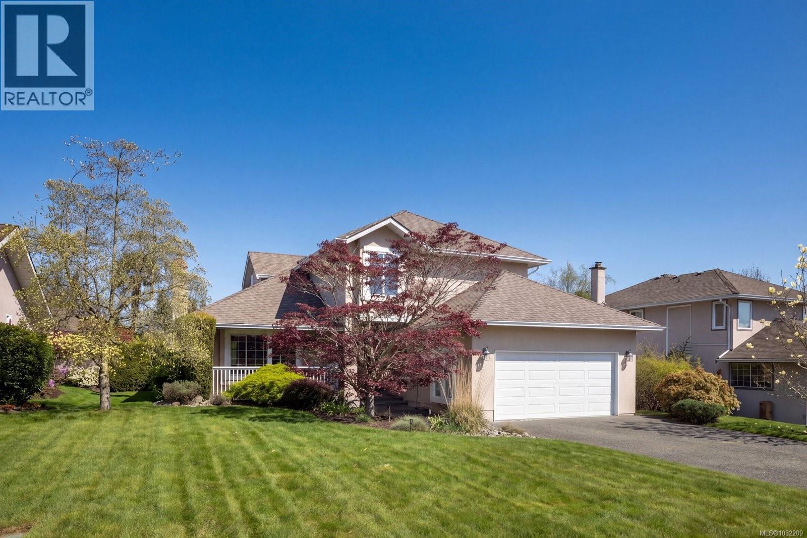 2446 TWIN VIEW Dr, Central Saanich