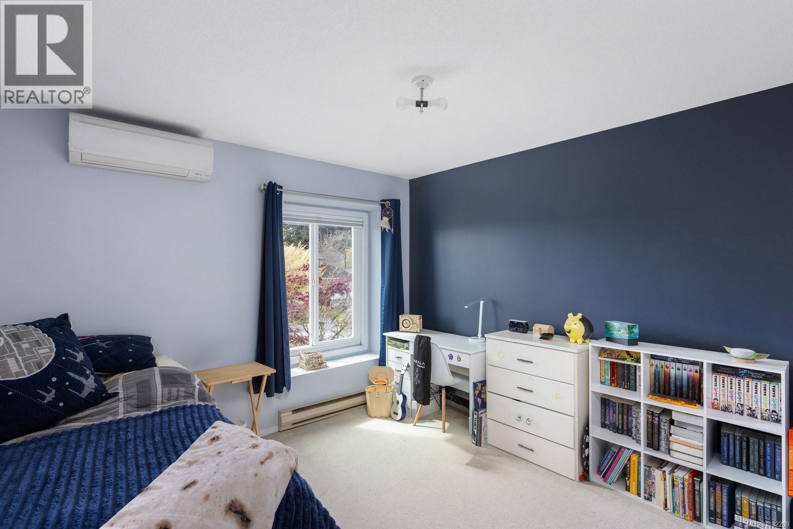 2446 TWIN VIEW Dr - 23
