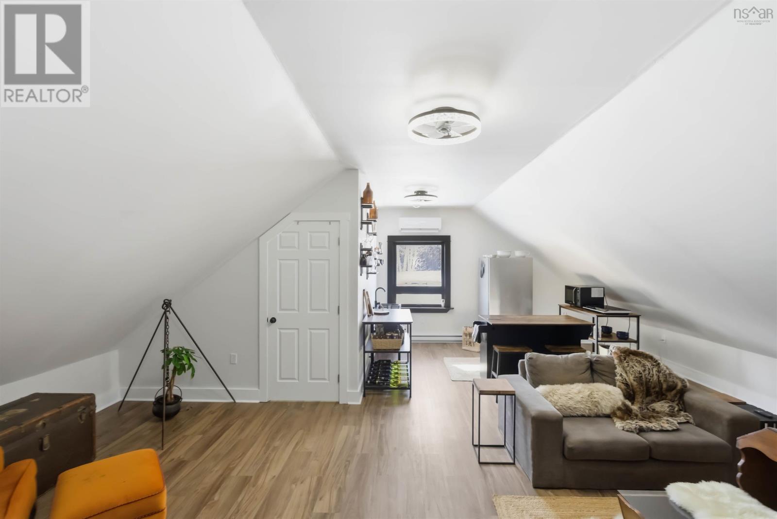 Property 34 of 40 of 95 Forest Glade Road