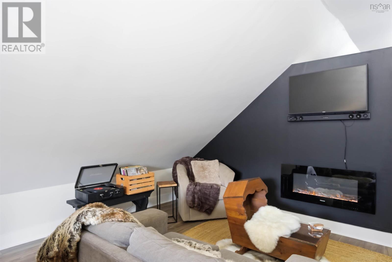 Property 37 of 40 of 95 Forest Glade Road