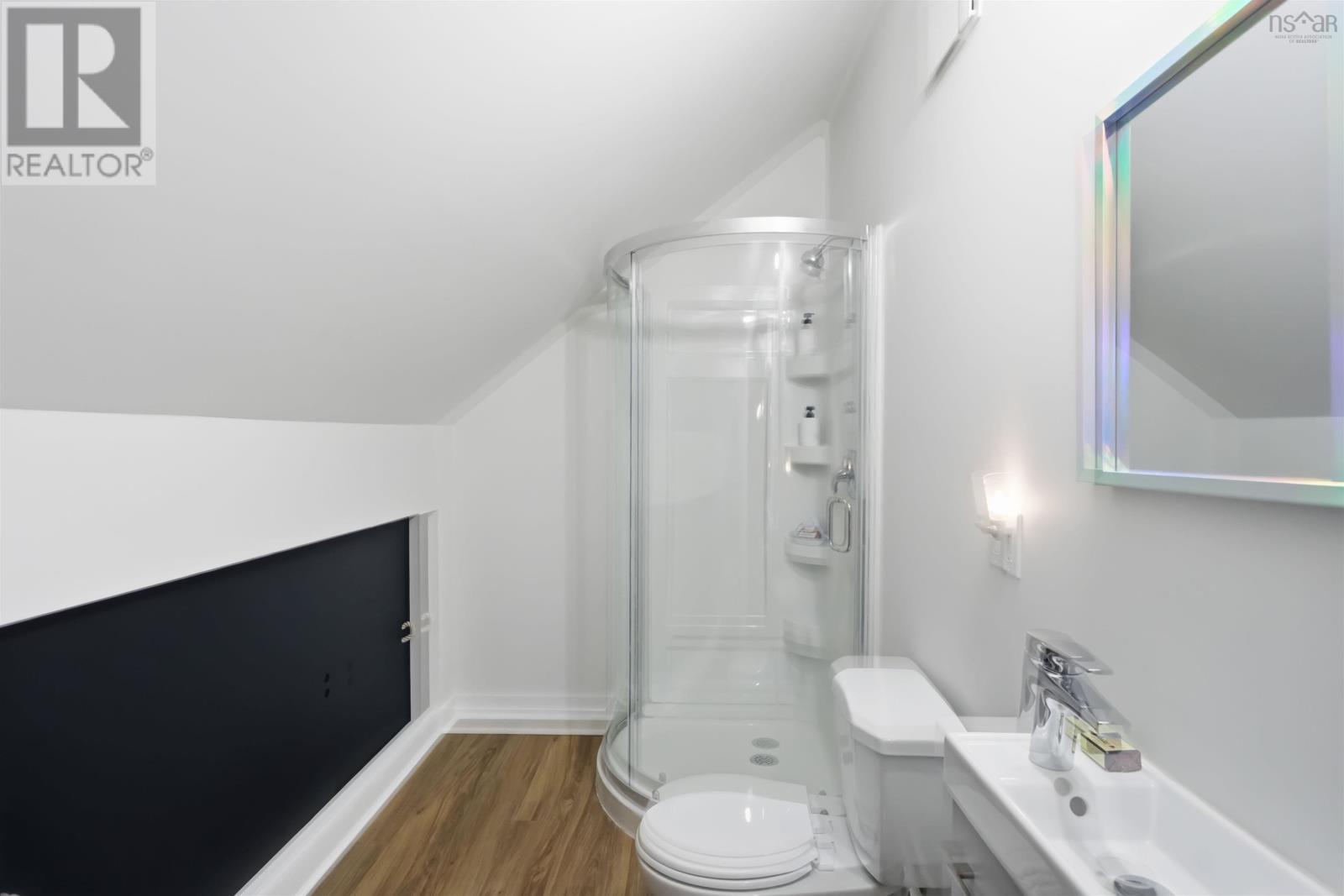 Property 40 of 40 of 95 Forest Glade Road