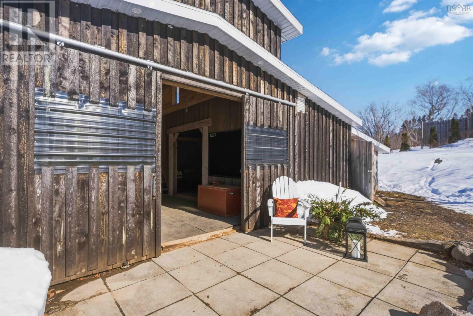 Property 9 of 47 of 89 Bridge Street