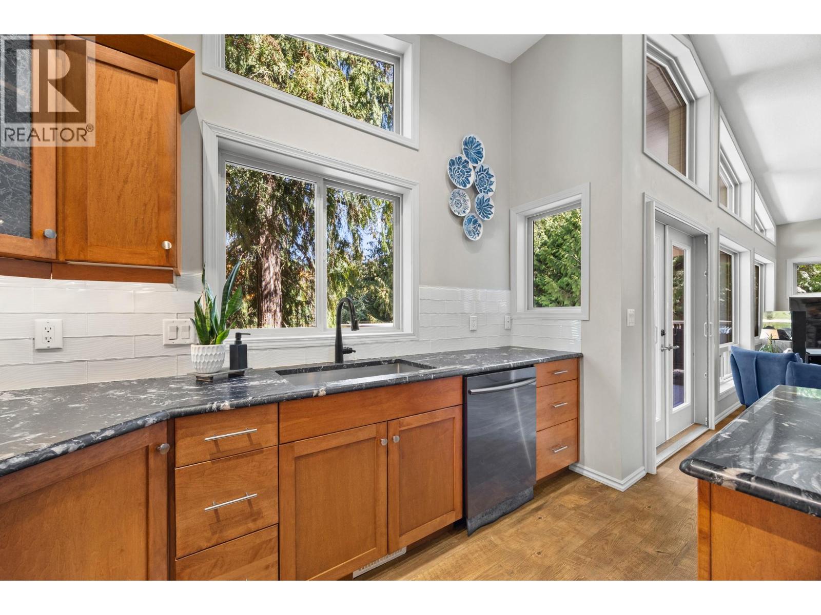 7410 Dixon Dam Road, Vernon