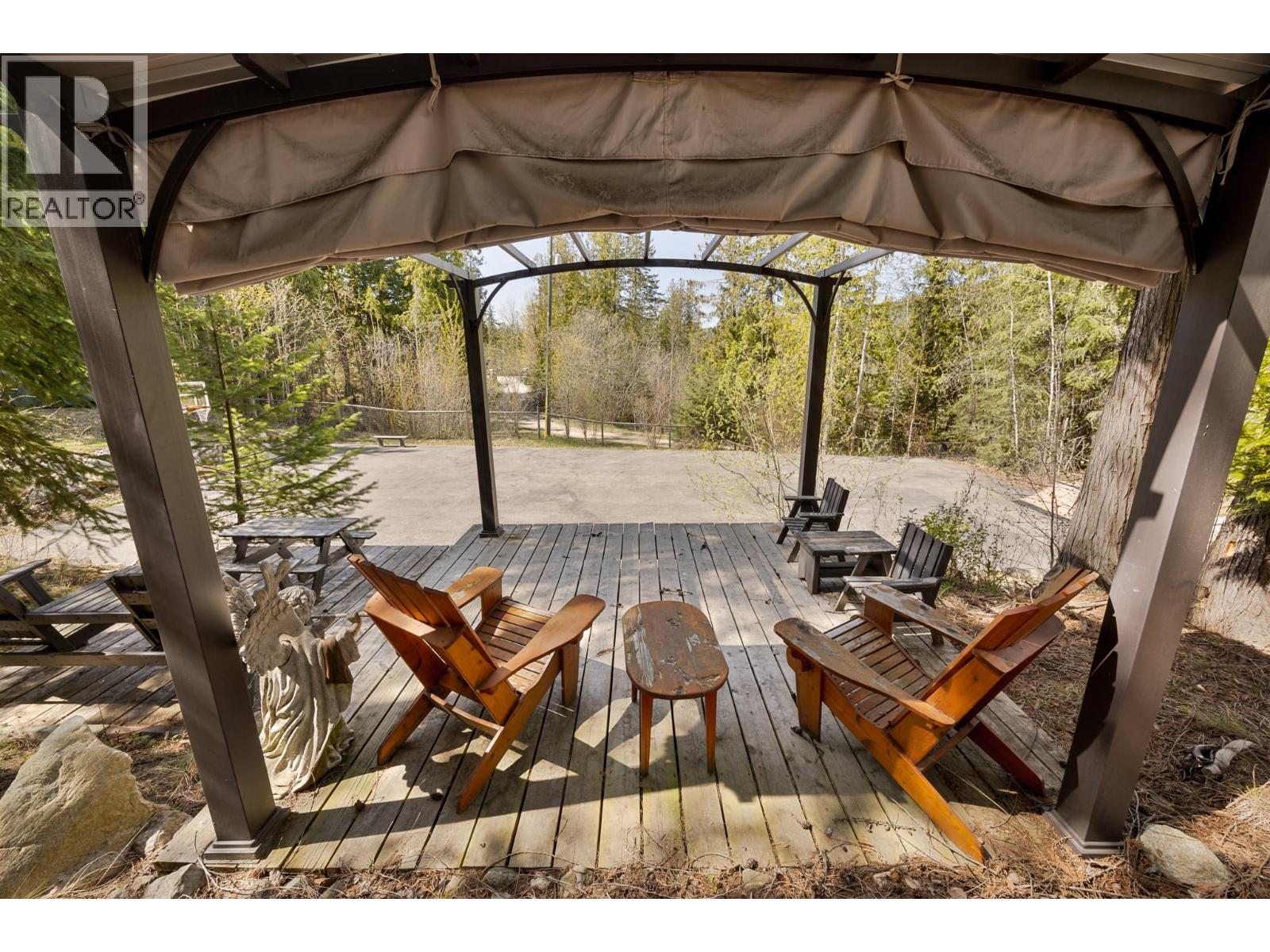 7410 Dixon Dam Road, Vernon