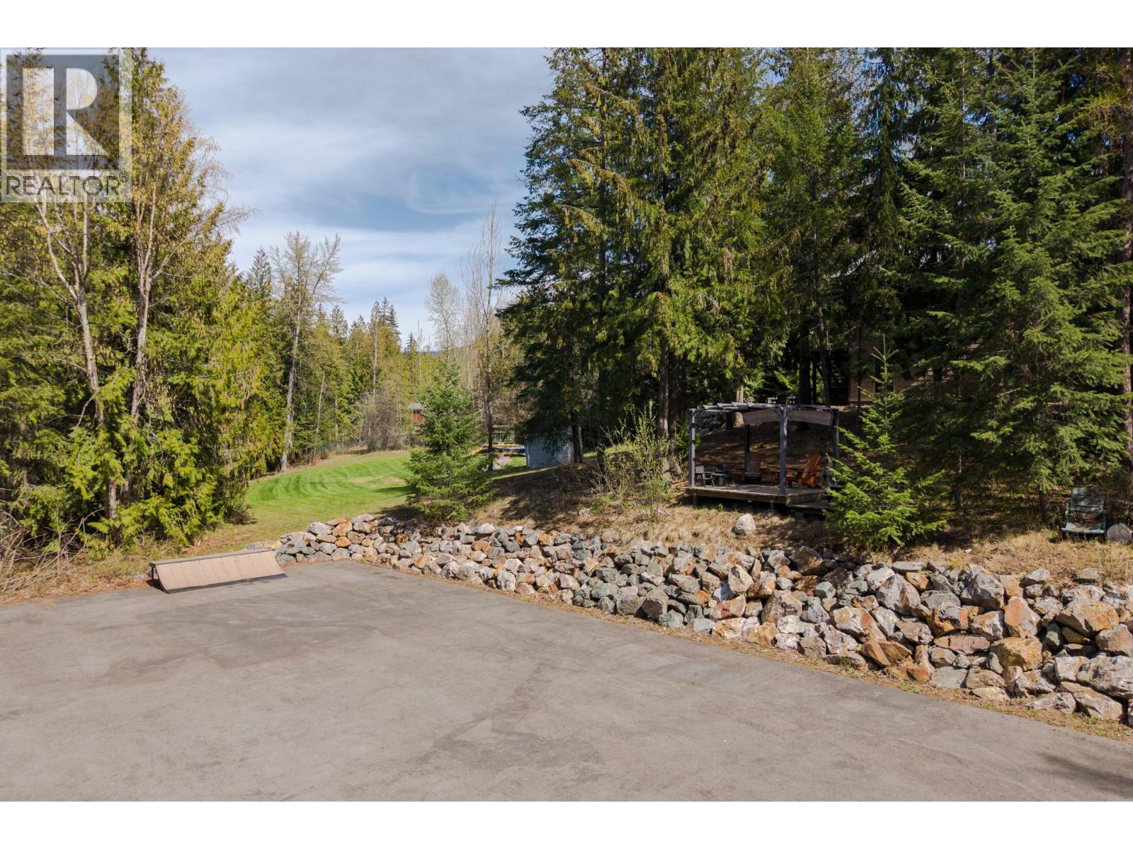 7410 Dixon Dam Road, Vernon