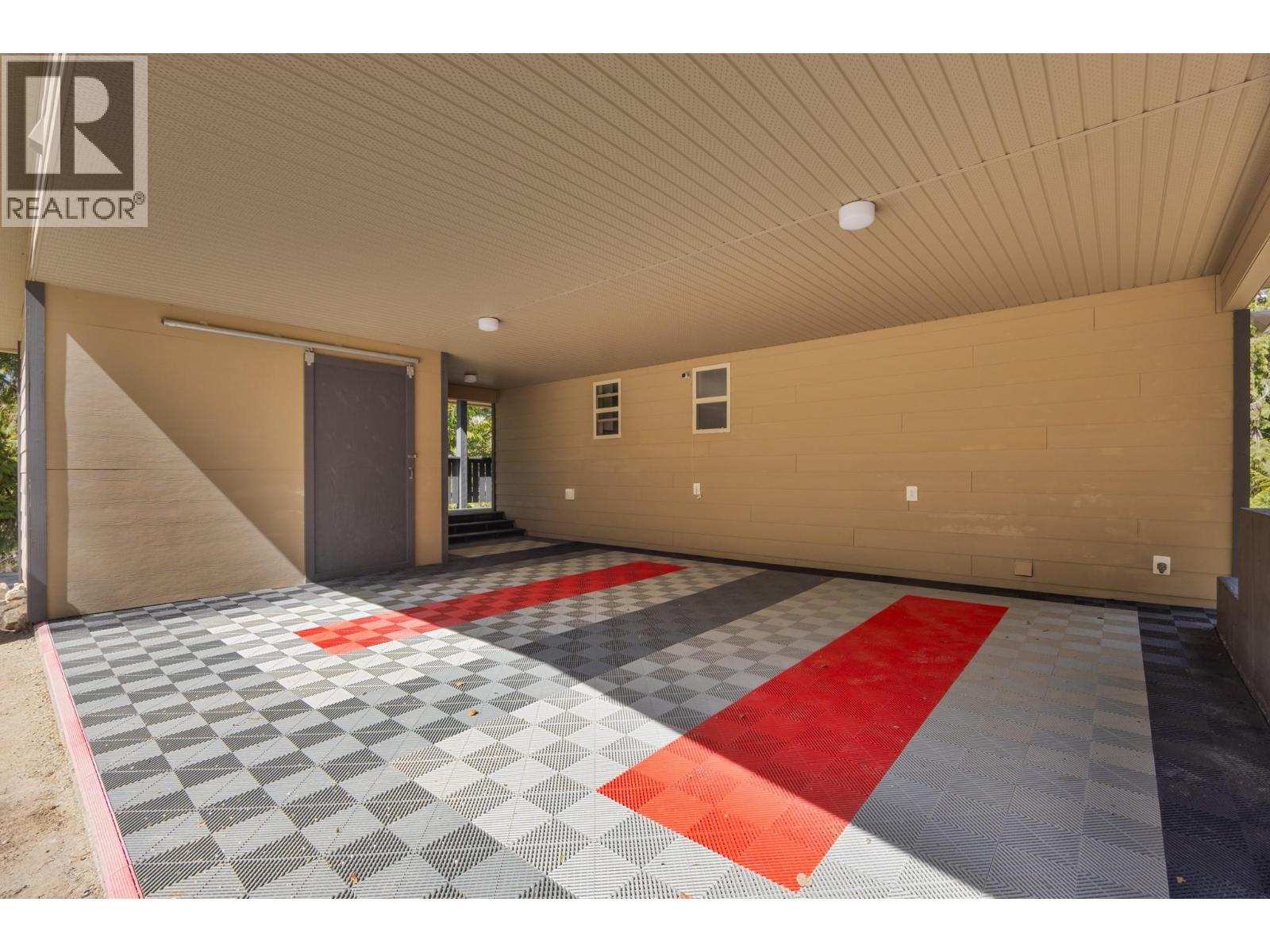 7410 Dixon Dam Road, Vernon