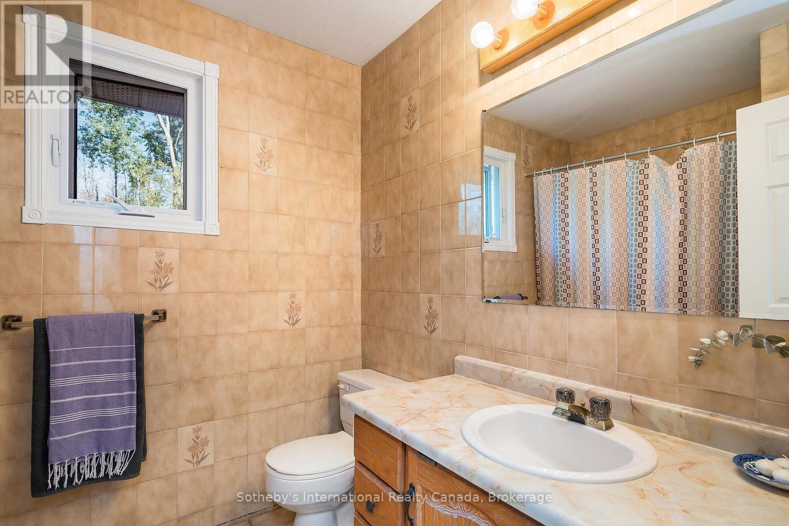 126 BRAMBEL ROAD - 18
