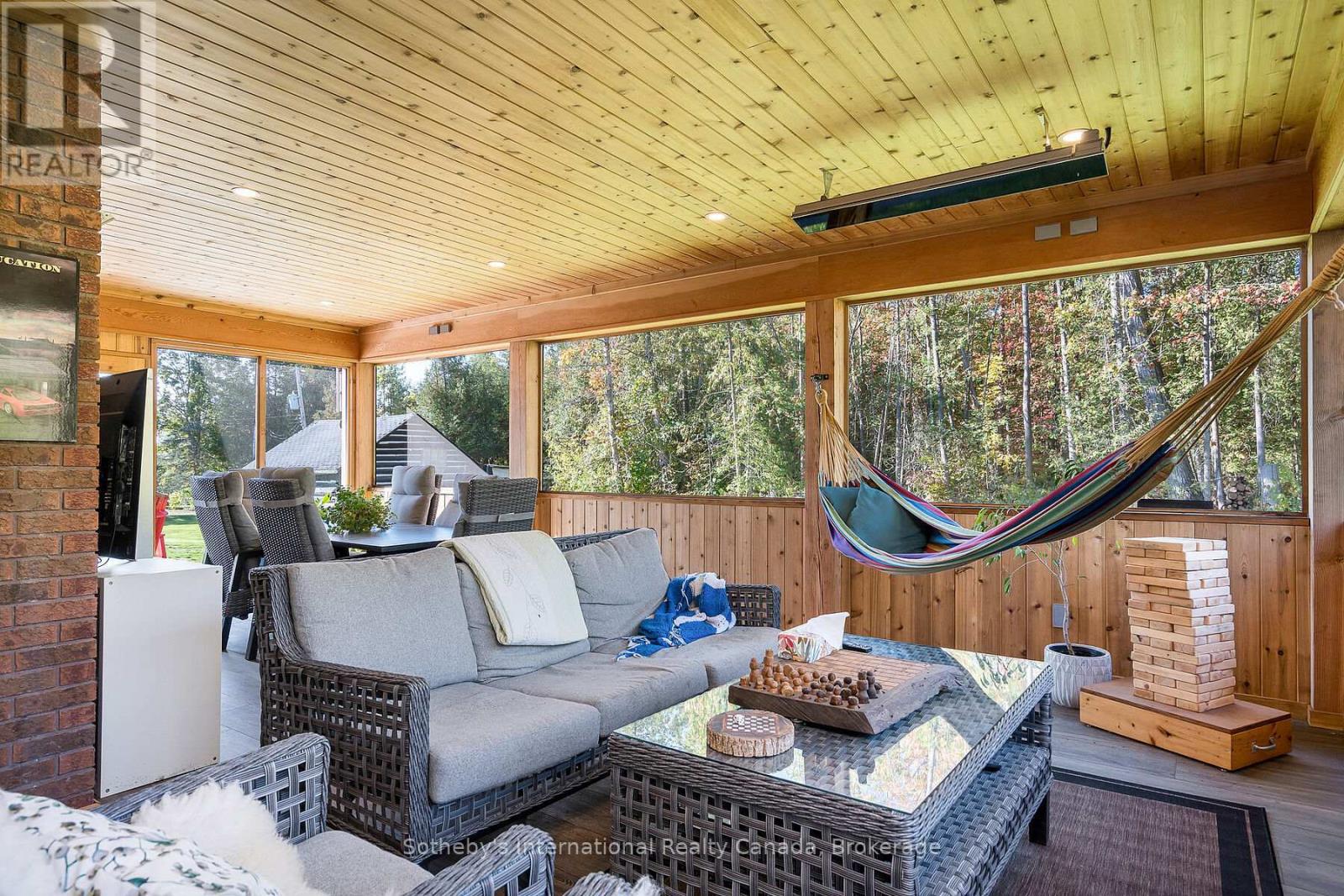 126 BRAMBEL ROAD - 9