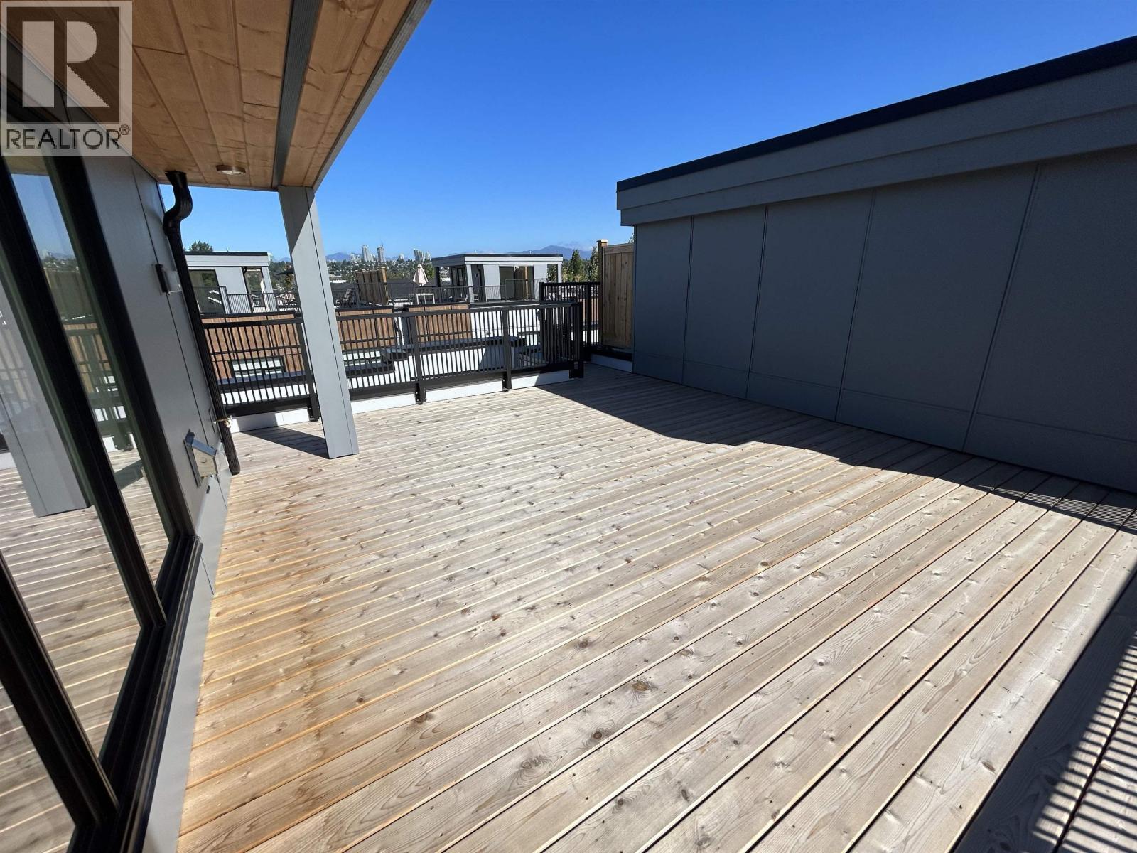 6 629 SOUTH DYKE ROAD, New Westminster