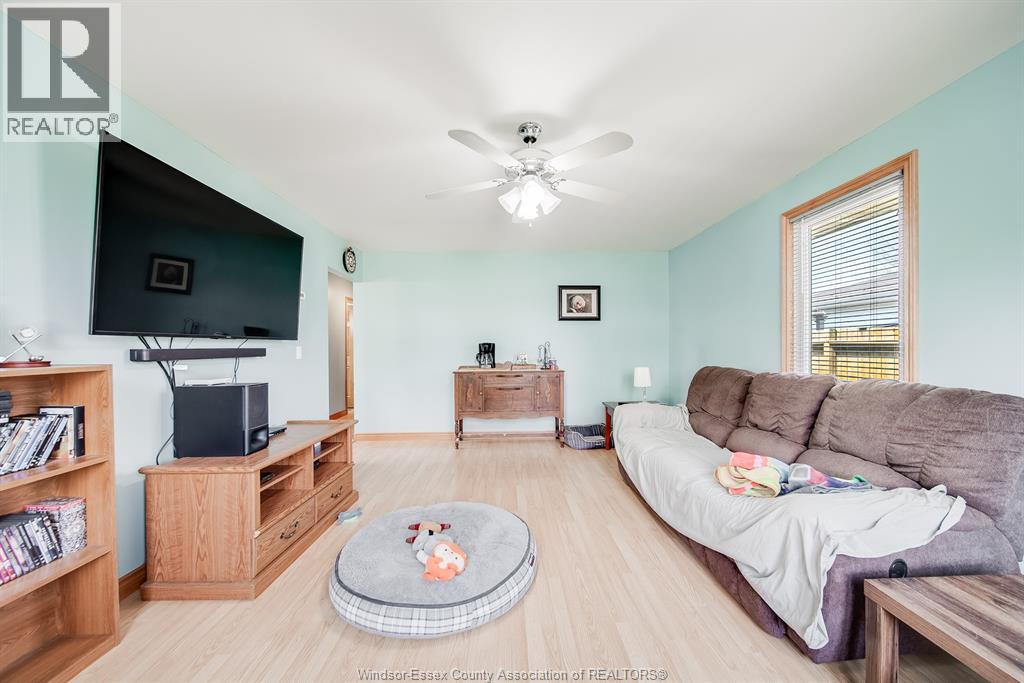 110 HIGHBURY CRESCENT, Wallaceburg, Ontario, N8A4T7 — Photo 8