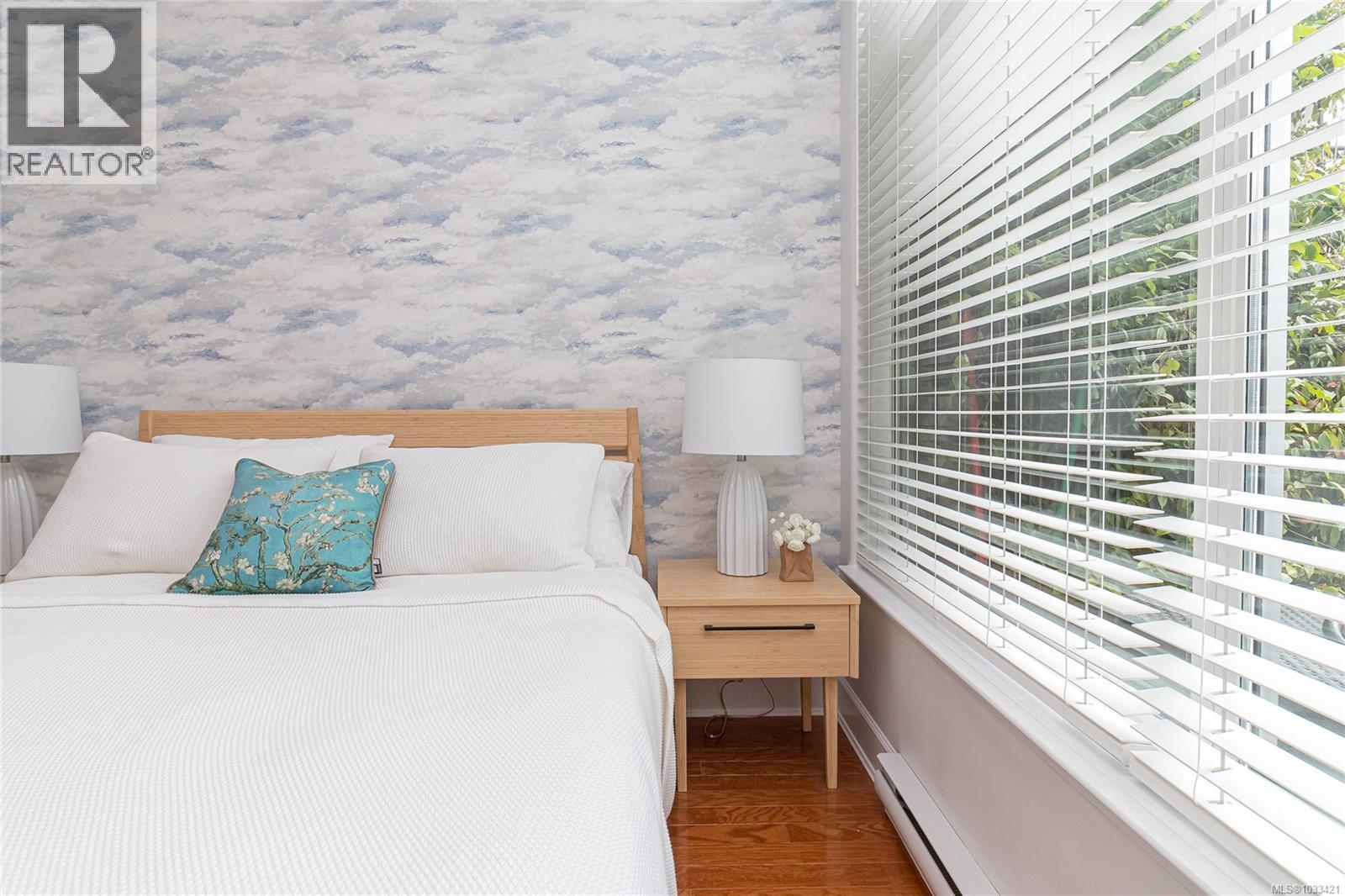 #206 1831 Oak Bay Ave - 15