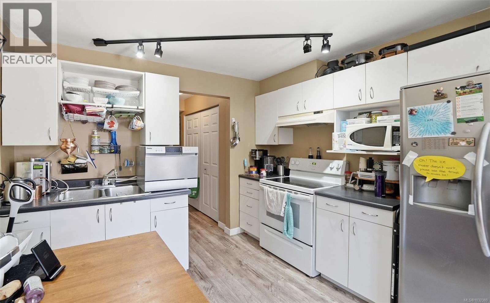 1559 The Bell, Nanoose Bay