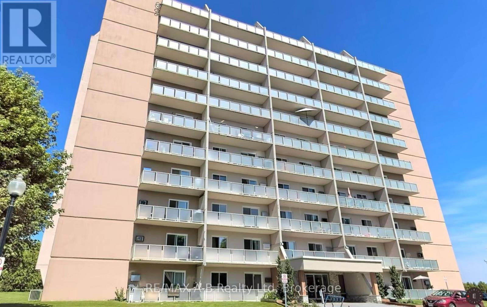 #1005 583 MORNINGTON AVENUE - 21