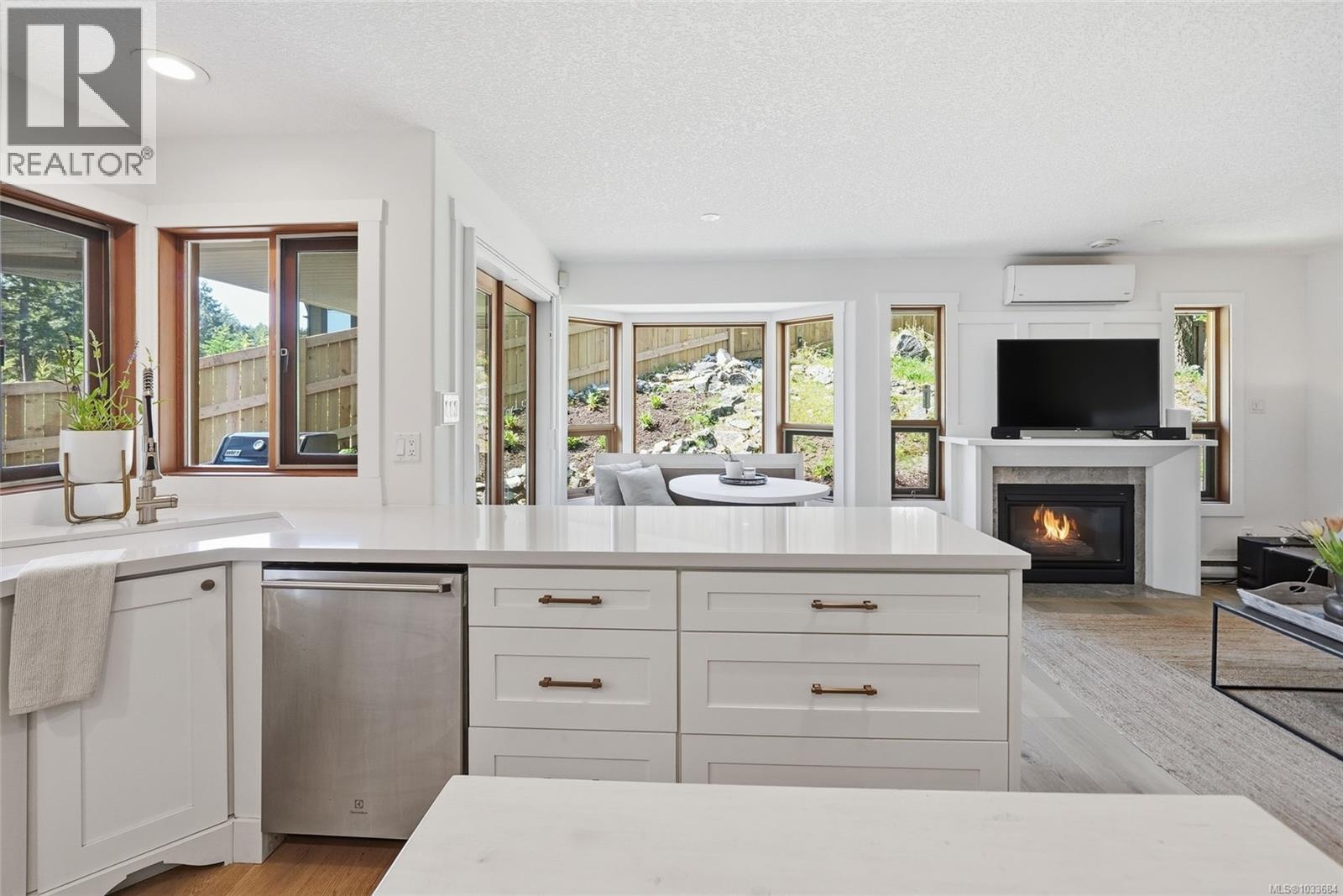 2420 Evanshire Cres, Nanoose Bay