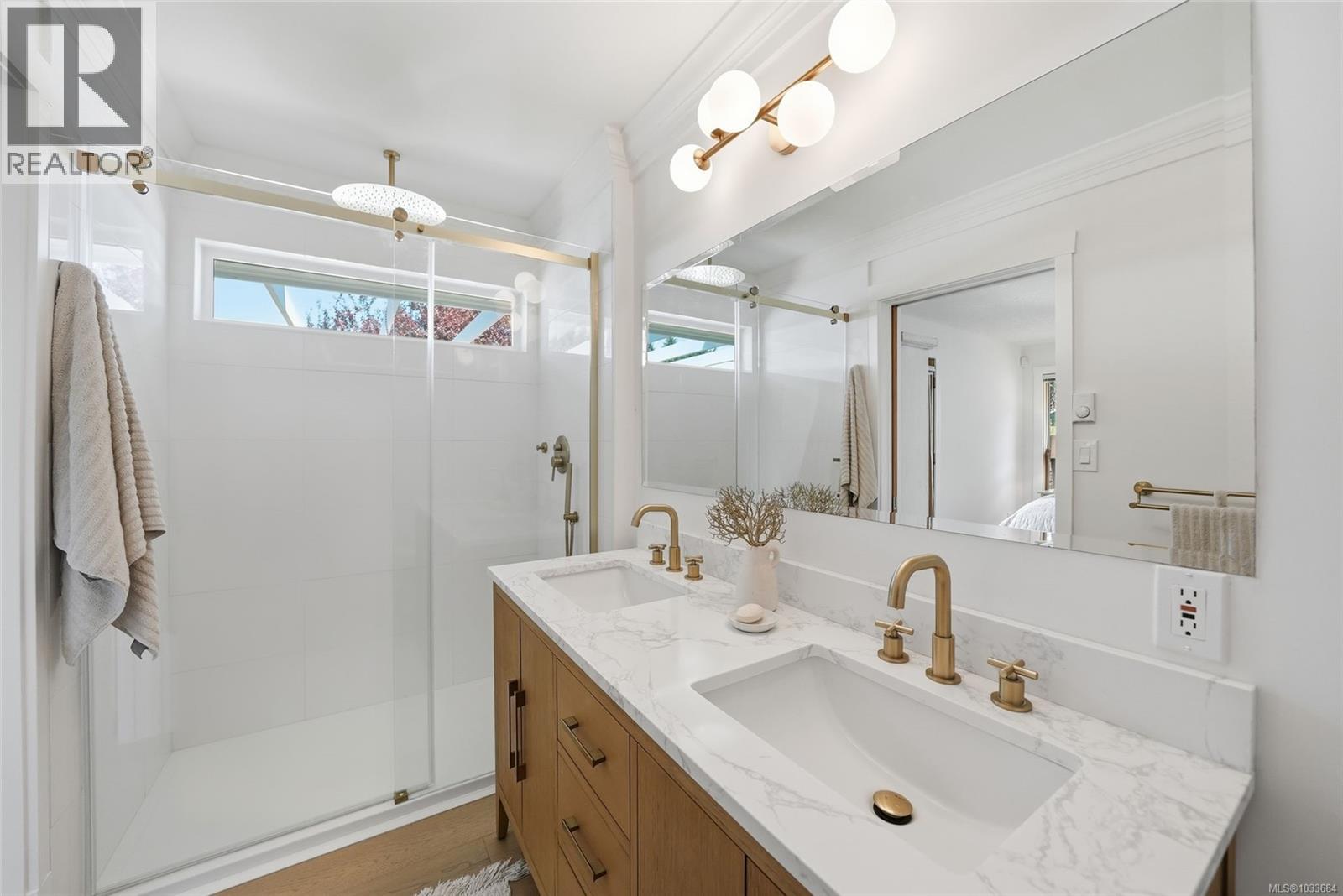 2420 Evanshire Cres, Nanoose Bay