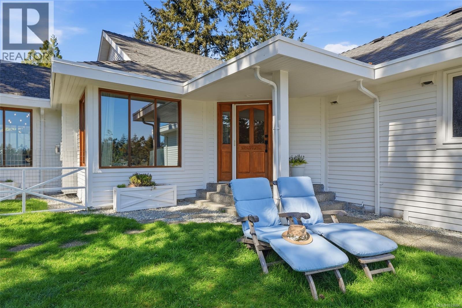 2420 Evanshire Cres, Nanoose Bay