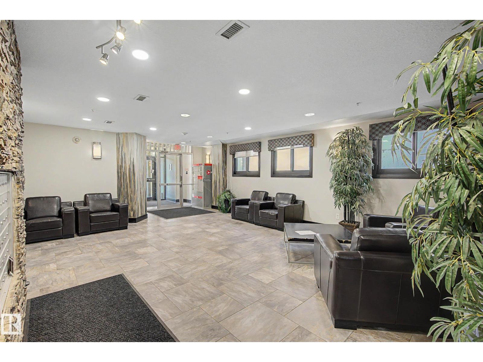 #307 9707 106 ST NW, Edmonton