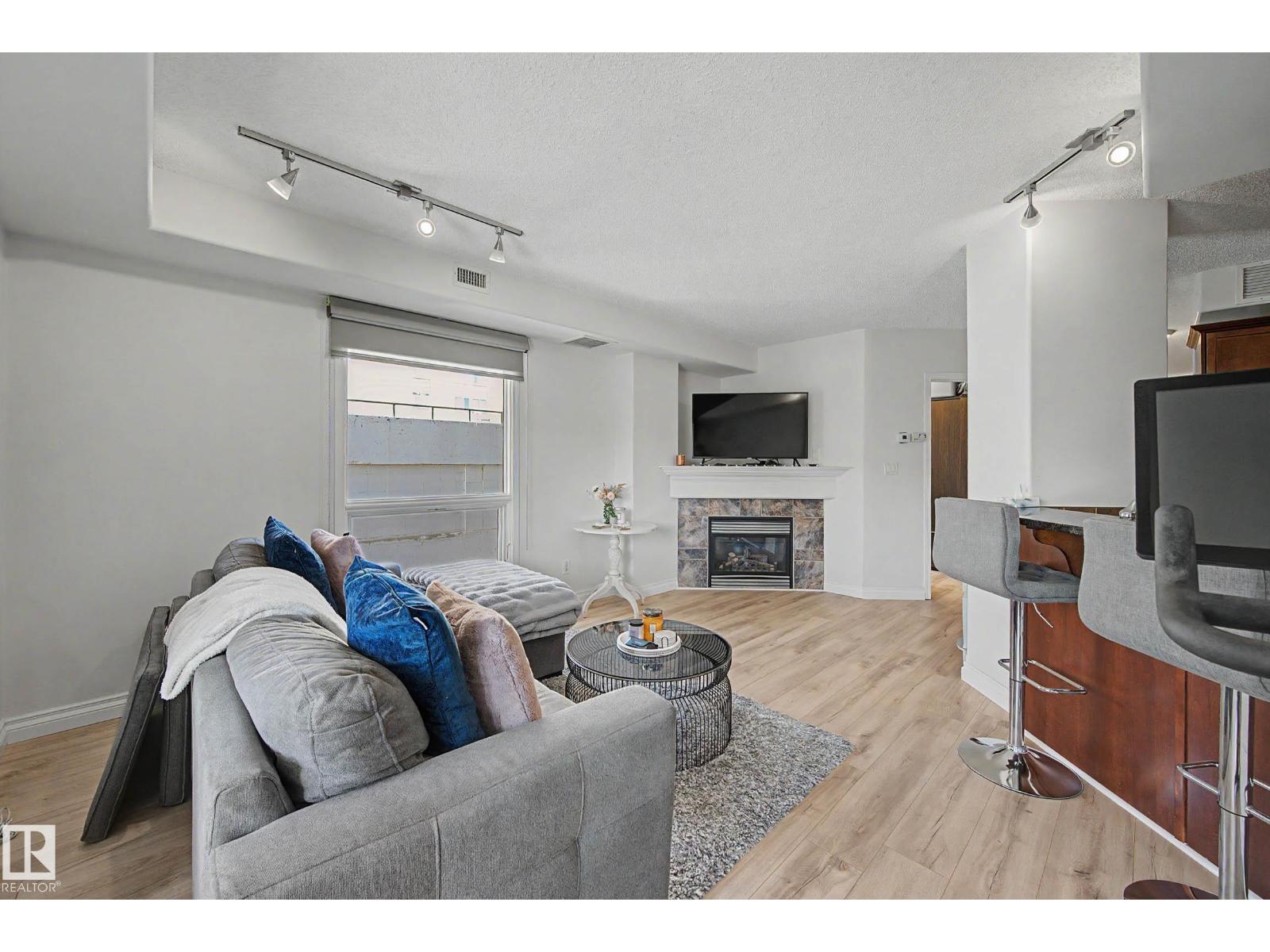 #307 9707 106 ST NW, Edmonton