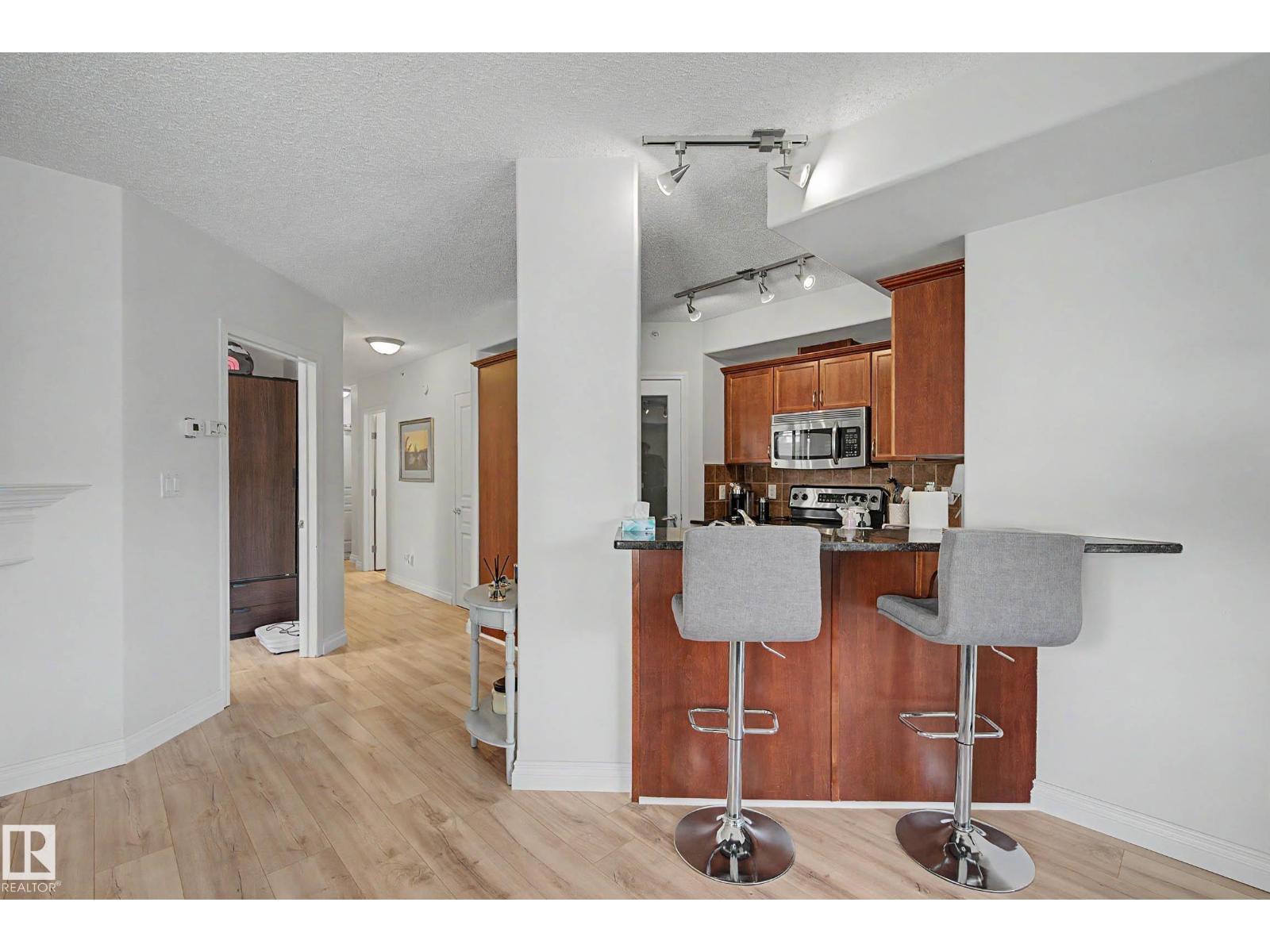 #307 9707 106 ST NW, Edmonton