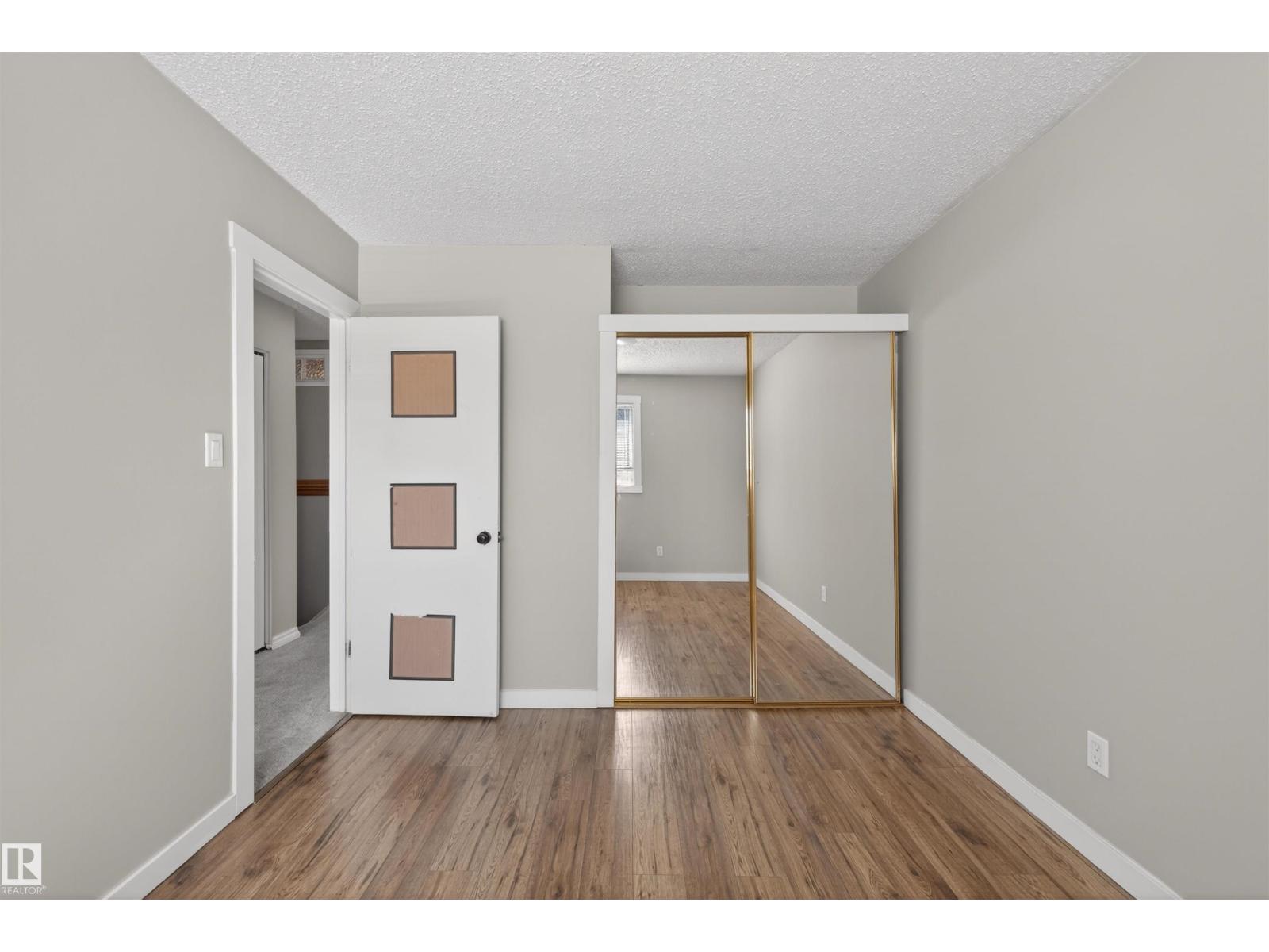 11 GREENFIELD ES, St. Albert