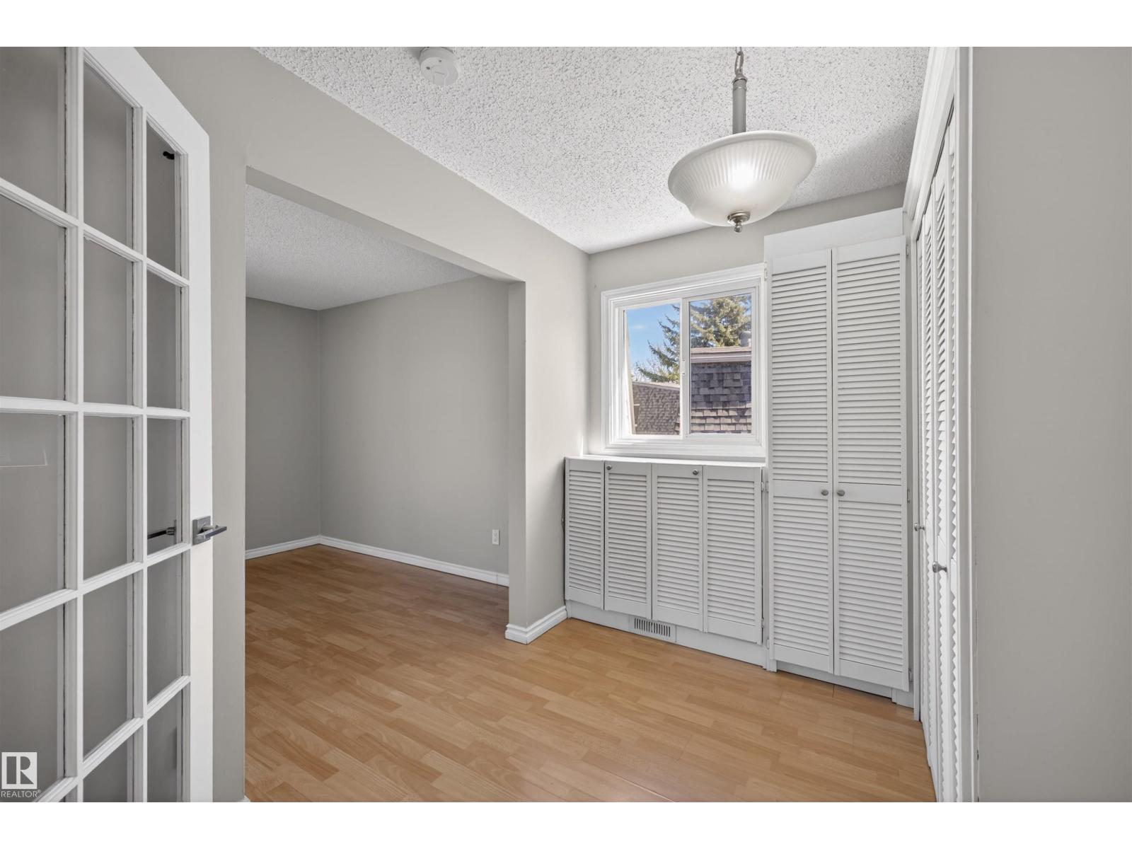 11 GREENFIELD ES, St. Albert